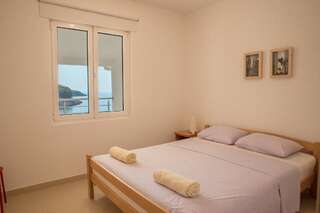 Виллы BEACHFRONT VILLA with BOAT Улцинь Вилла с 3 спальнями-21